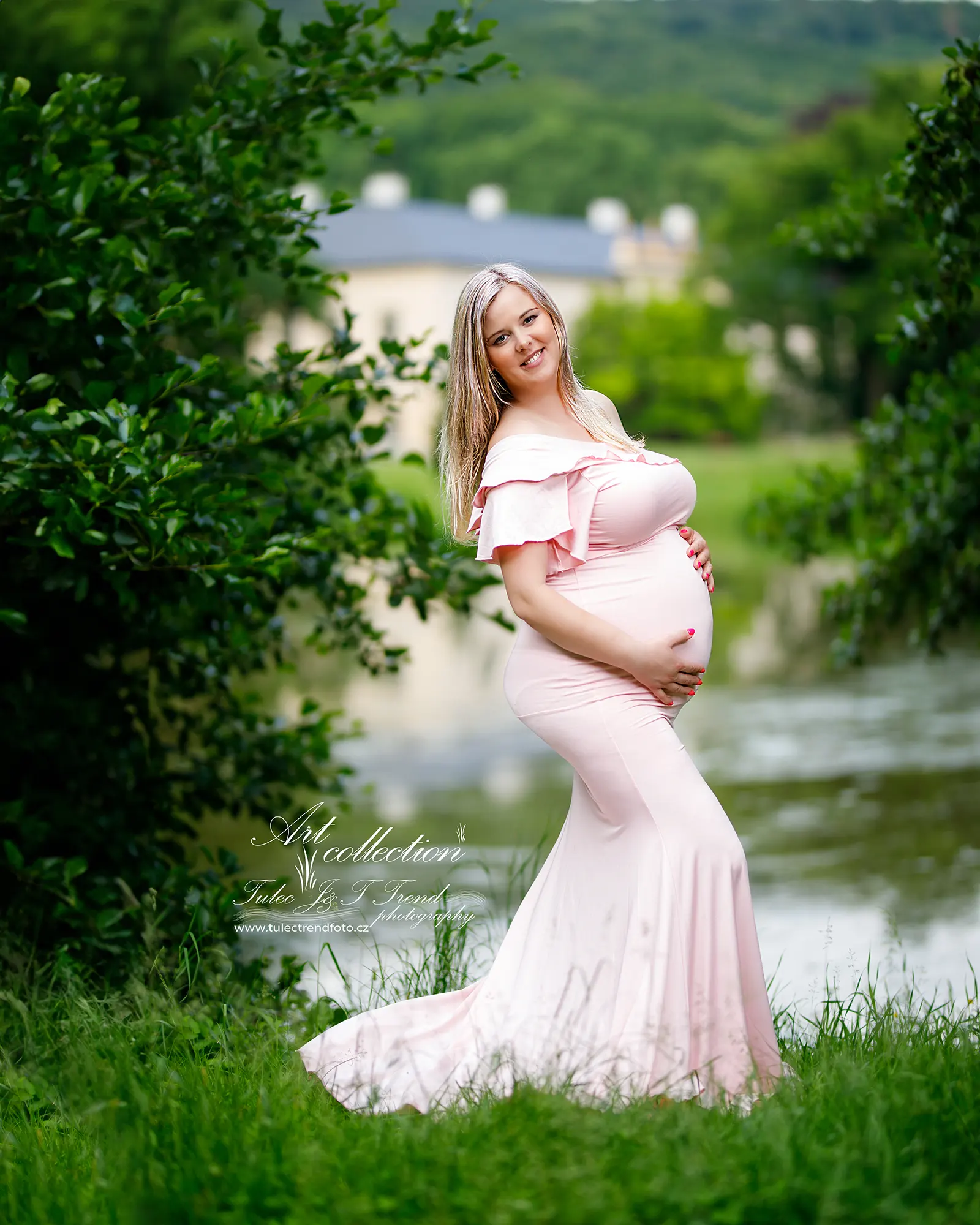 Těhotenské focení v exteriéru v Olomouci