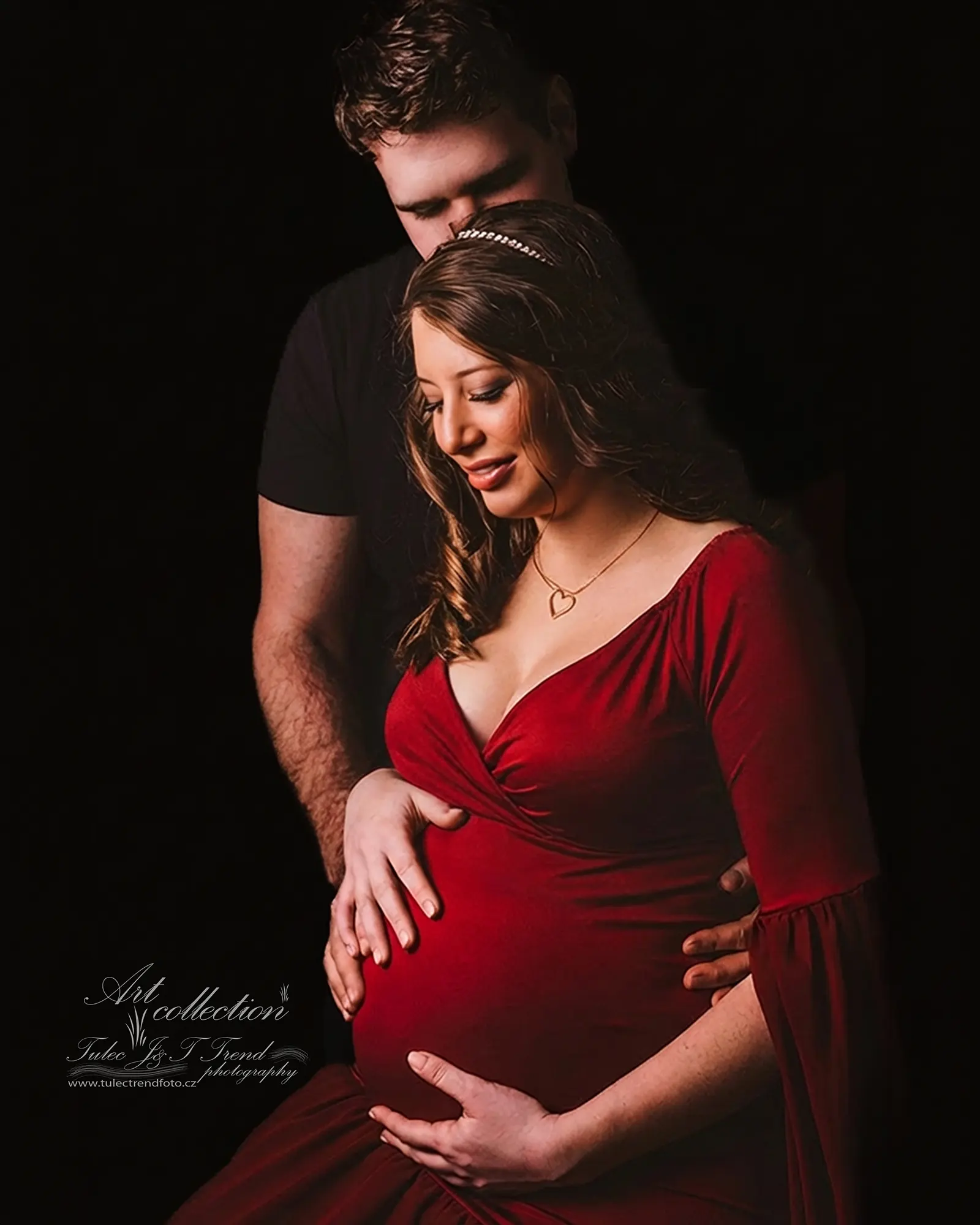 Spokojená maminka — těhotenské focení Tulec Trend Foto