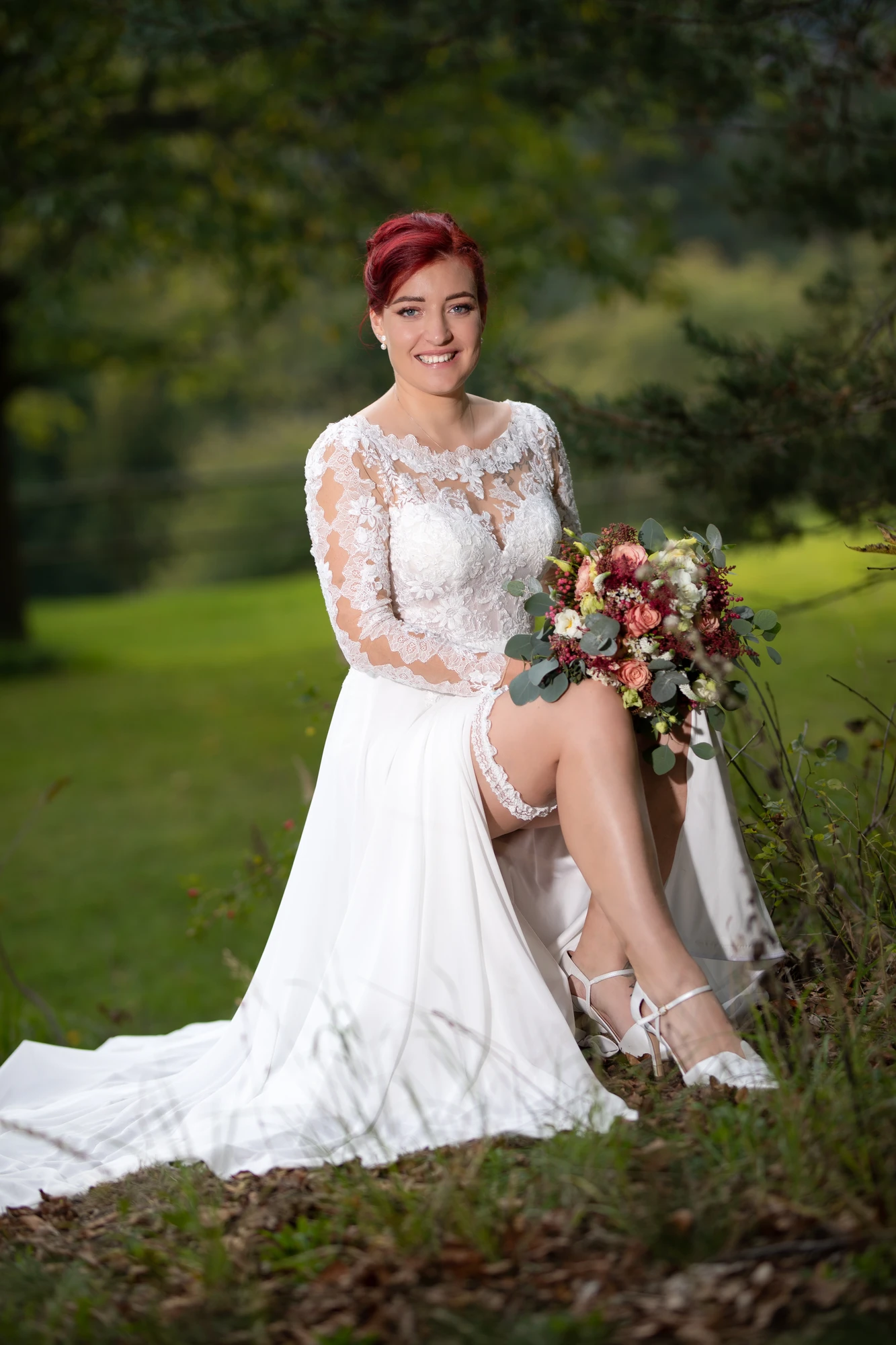 Veselá atmosféra večerní oslavy — statek Samsara, Blanensko