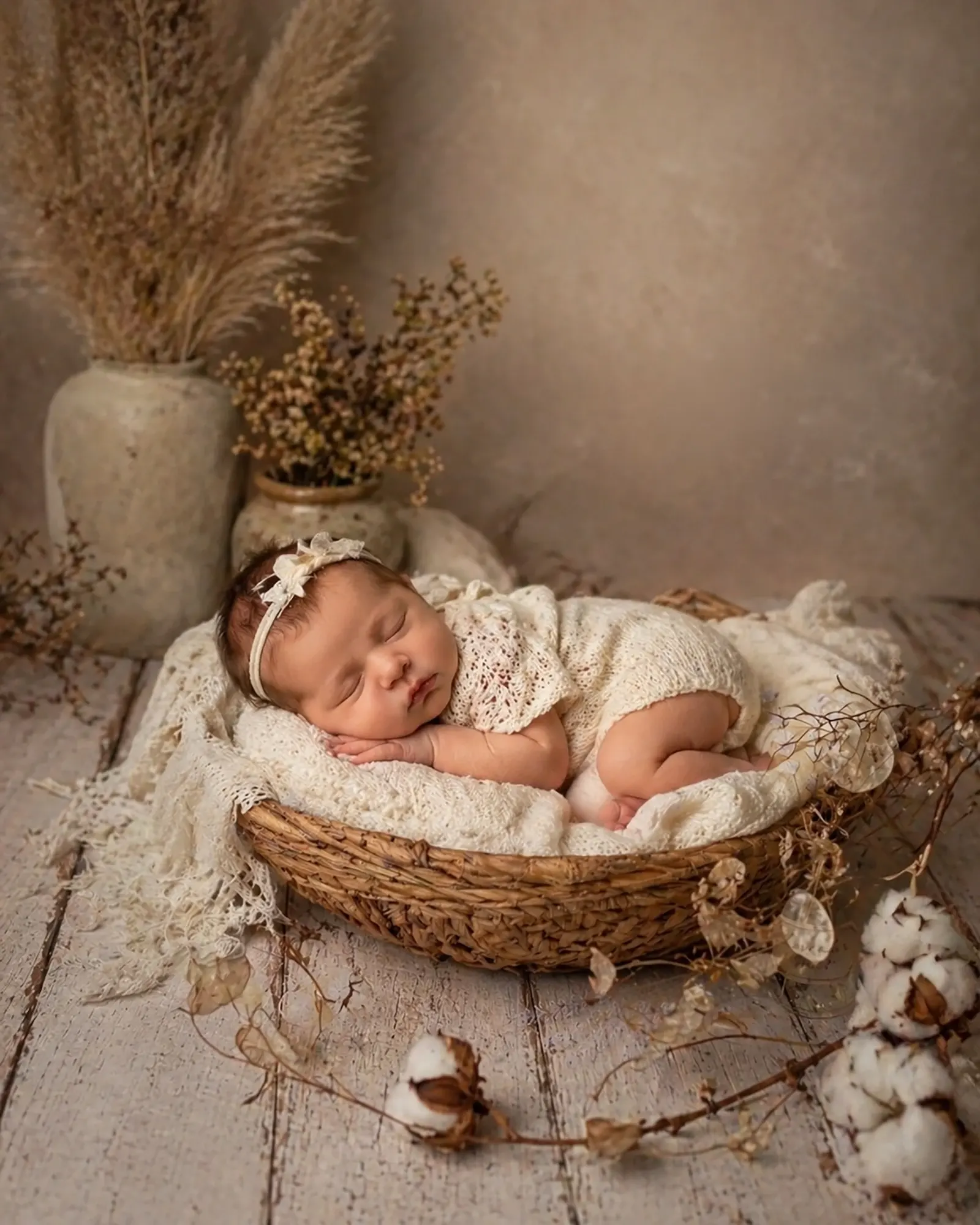 Newborn focení v ateliéru u Olomouce — Tulec Trend Foto
