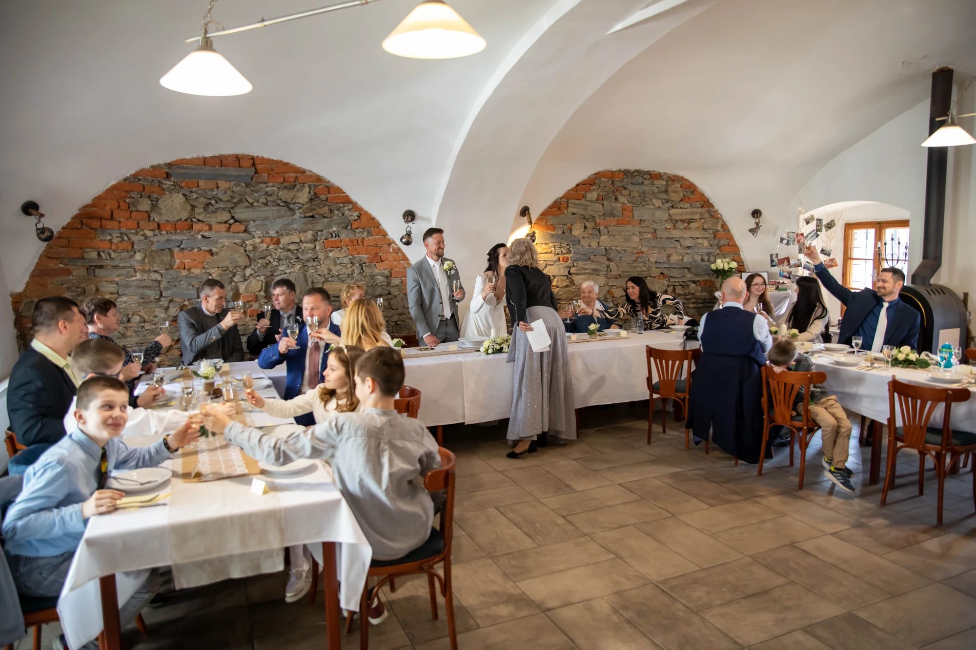 Společná fotografie — svatba a křtiny Magdalény a Jiřího