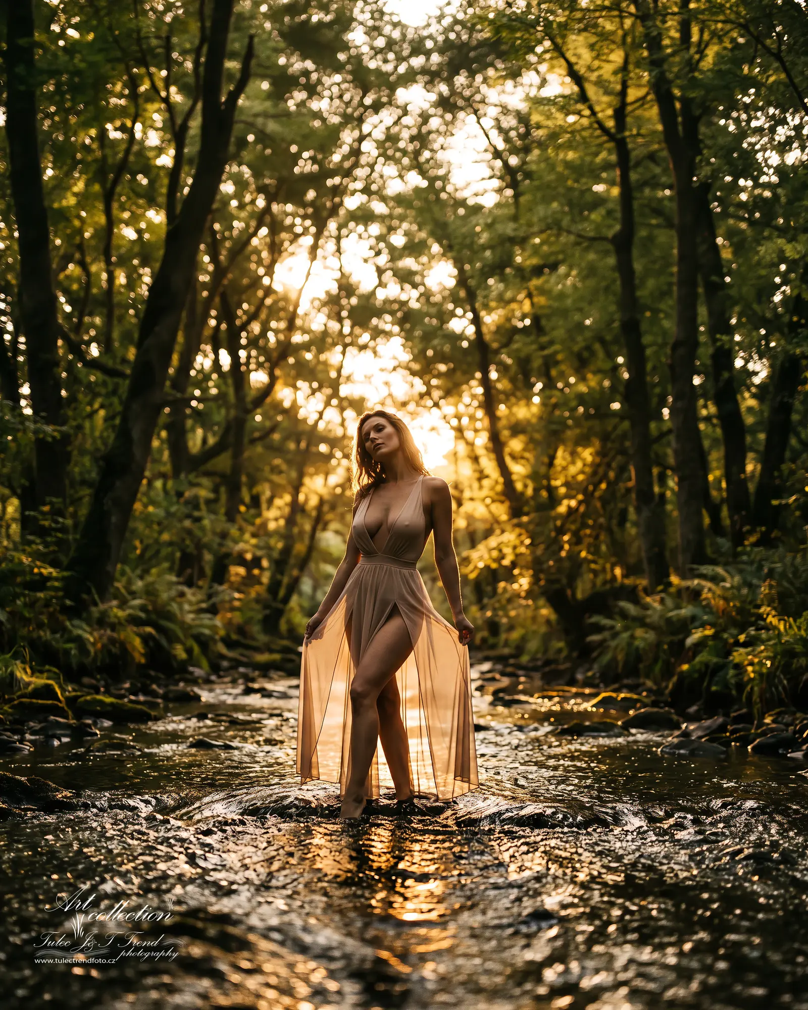 Glamour focení ženy v exteriéru – Tulec Trend Foto